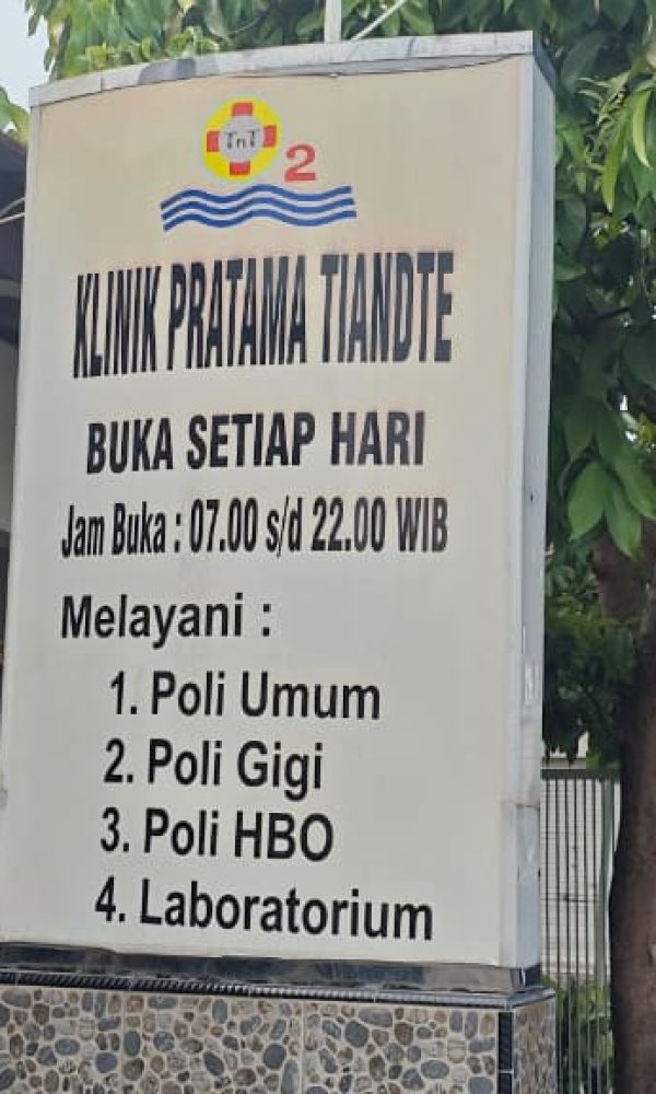 Vertical Sign Klinik Tiandte