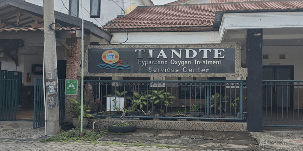 Tampak Depan Klinik Tiandte